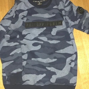 Philipp plein tröja  - Den är storlek S 