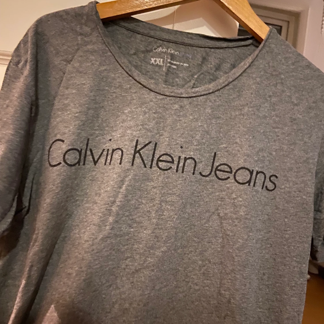 Calvin Klein T shirt