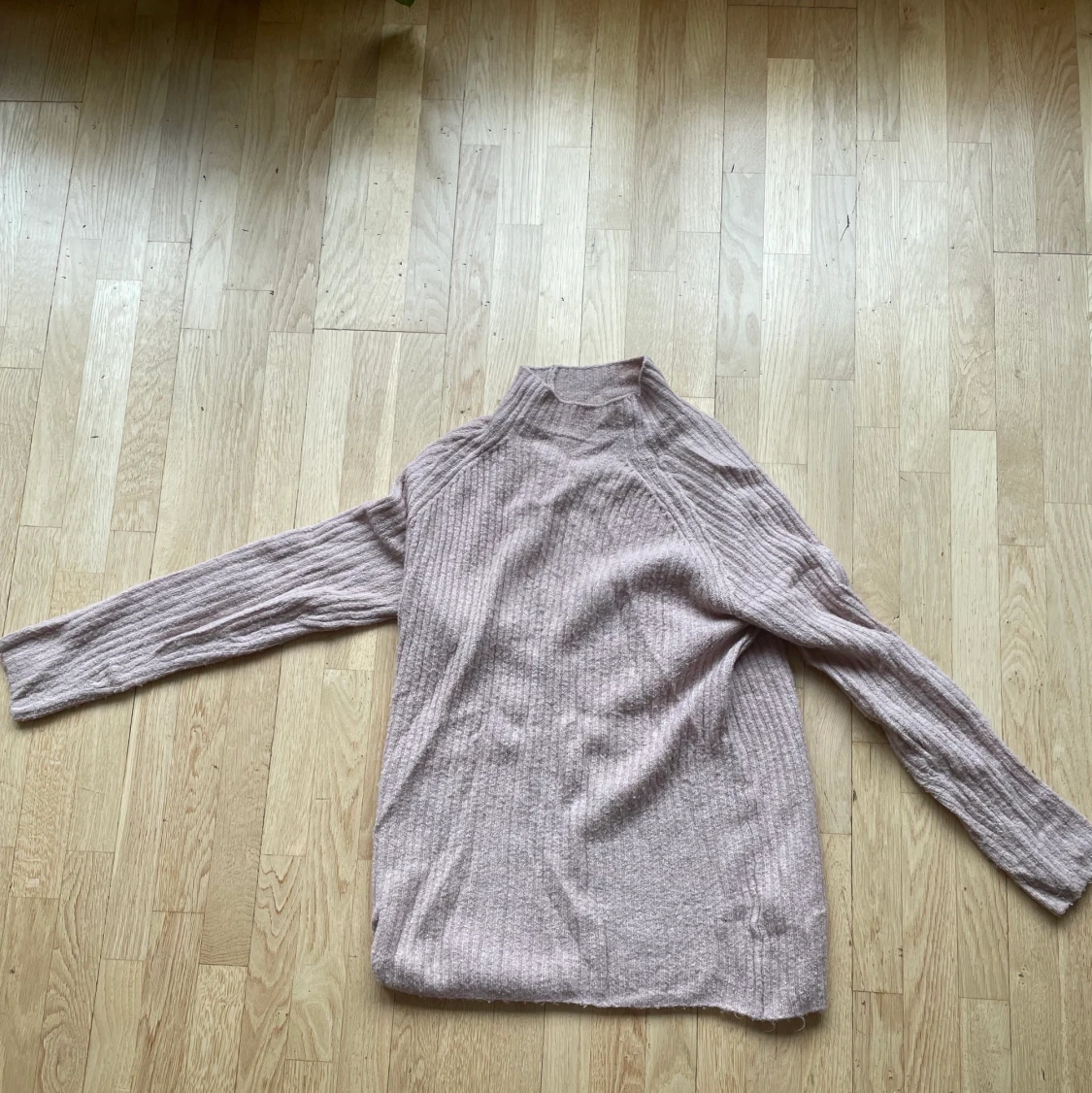 Rosa stickad tröja ifrån Only