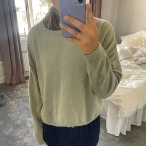 Kashmirtröja - Supersnygg kashmirtröja 