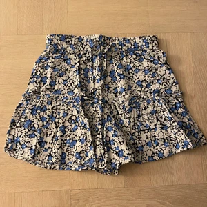 Zara kjol - Blå zara kjol med shorts under⚡️💙 100 +frakt🫶🏻