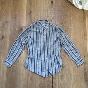 Skjorta Beymen silke - Superfin randig skjorta ifrån Beymen, 95% Silke! Passar 34-38