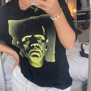 Zara t-shirt - Cool oversize zara t-shirt🤩