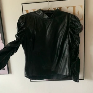 Blus - Använd 1 gång 