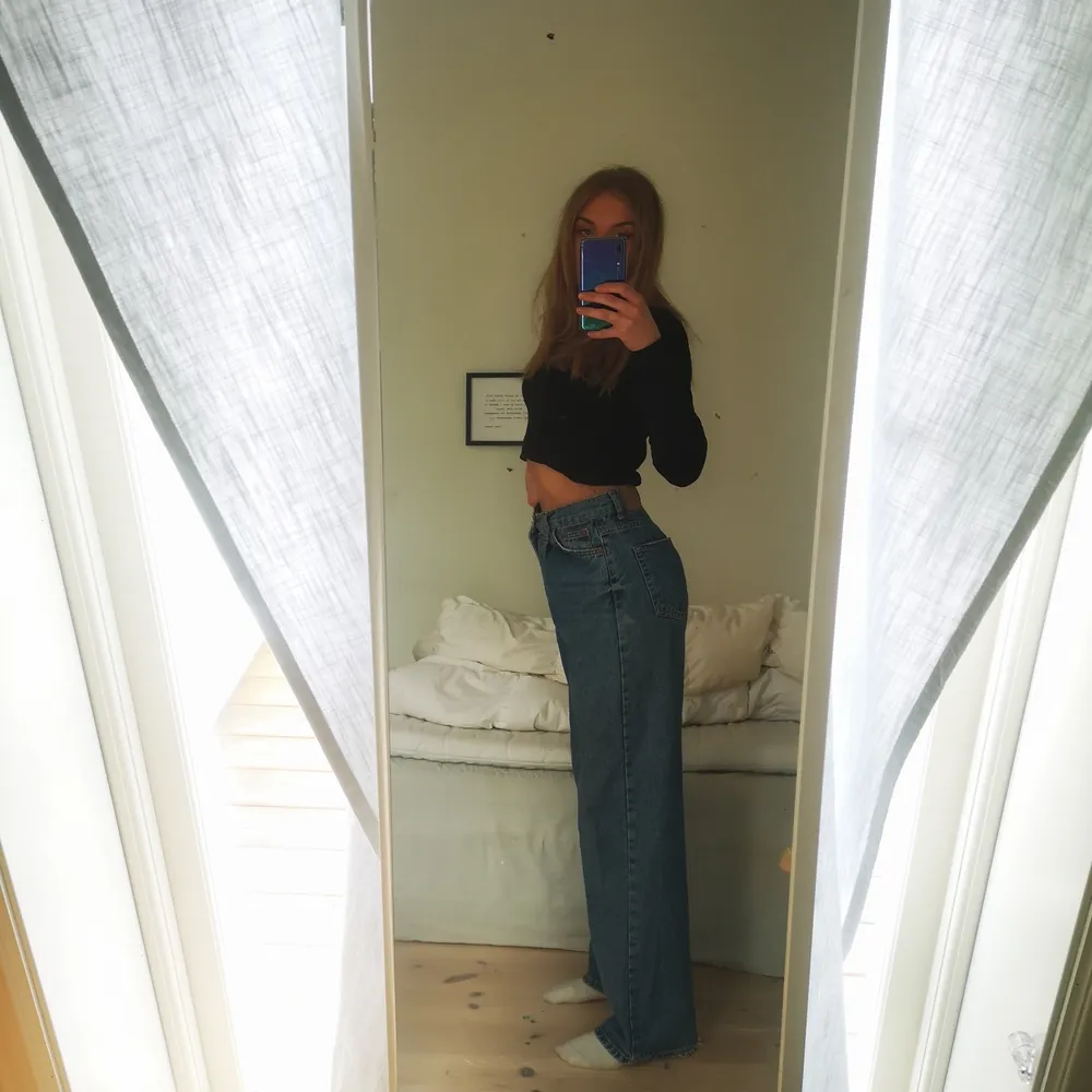 Loose mid waist jeans. Jeans & Byxor.