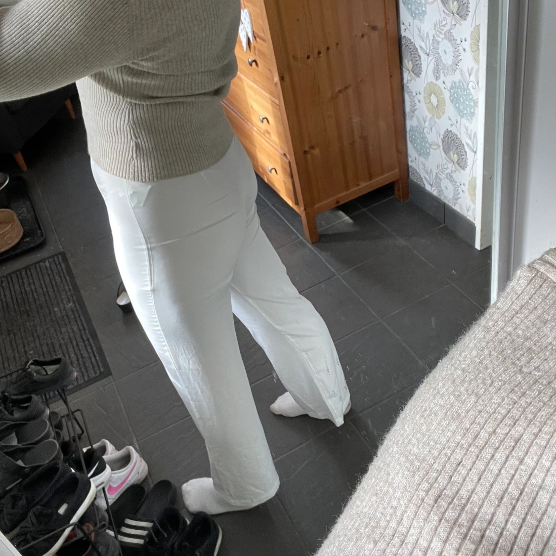 Vita kostymbyxor - 90