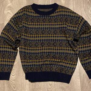 grandpa sweater från shein. står 1XL men är mer som en M. frakt tillkommer