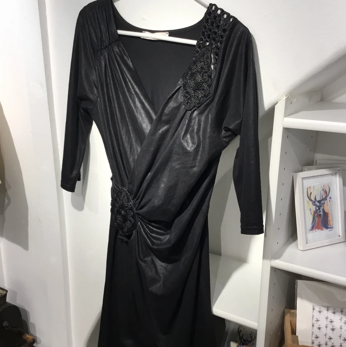 Klänning i läderimitation - 32