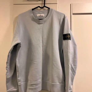 Stone island tröja - Säljer denna stone island tröja i storlek M. Kvitto finns.