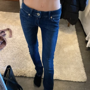 Lågmidjade jeans från replay  - Lågmidjade jeans från replay 