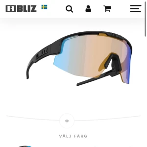 Bliz glasögon! - Glasögon från bliz, är nordic light glas. Nypris 999kr. Knappt använda! Skriv för fler bilder😍🙌🏻