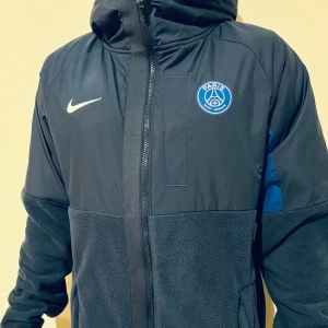 New Nike psg winter jacket  - Winter football jacket psg nike. New with label! Never used. Size M, dark blue. Super good quality. New price is 1249 