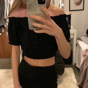 Topp från ginatricot - Topp från ginatricot aldrig använd storlek xs