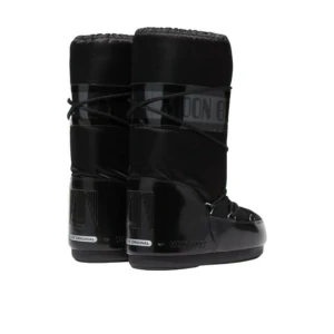 Moonboot - Moonboot i storlek 35-38 endast testade en gång så i nyskick. Nypris 2199:- 