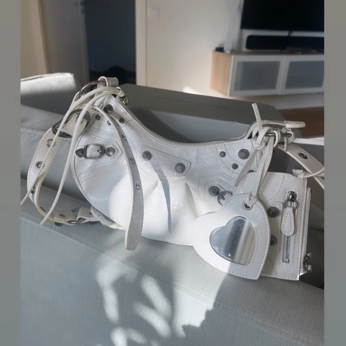 Balenciaga Le Cagole