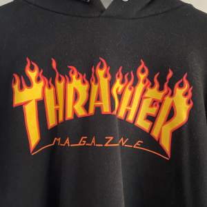 En tröja av märket thrasher mycket bra skick, säljer för att den inte har kommit till nån användning 