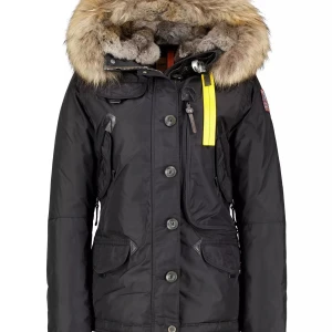 PJ jacka dam M - Hej! Säljer min Parajumpers Doris masterpiece jacka ifrån Johnells. Jackan är i mycket fint skick och är väldigt skön på. Den är i storleken M men passar även L då den lite är stor i modellen. Vid snabb affär kan priset diskuteras. 