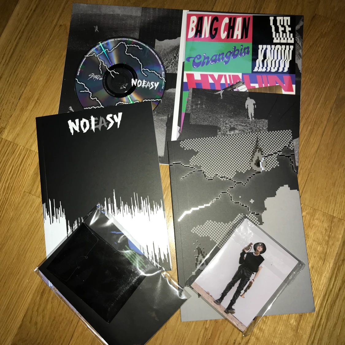 STRAY KIDS NOEASY LIMITED VER - 90