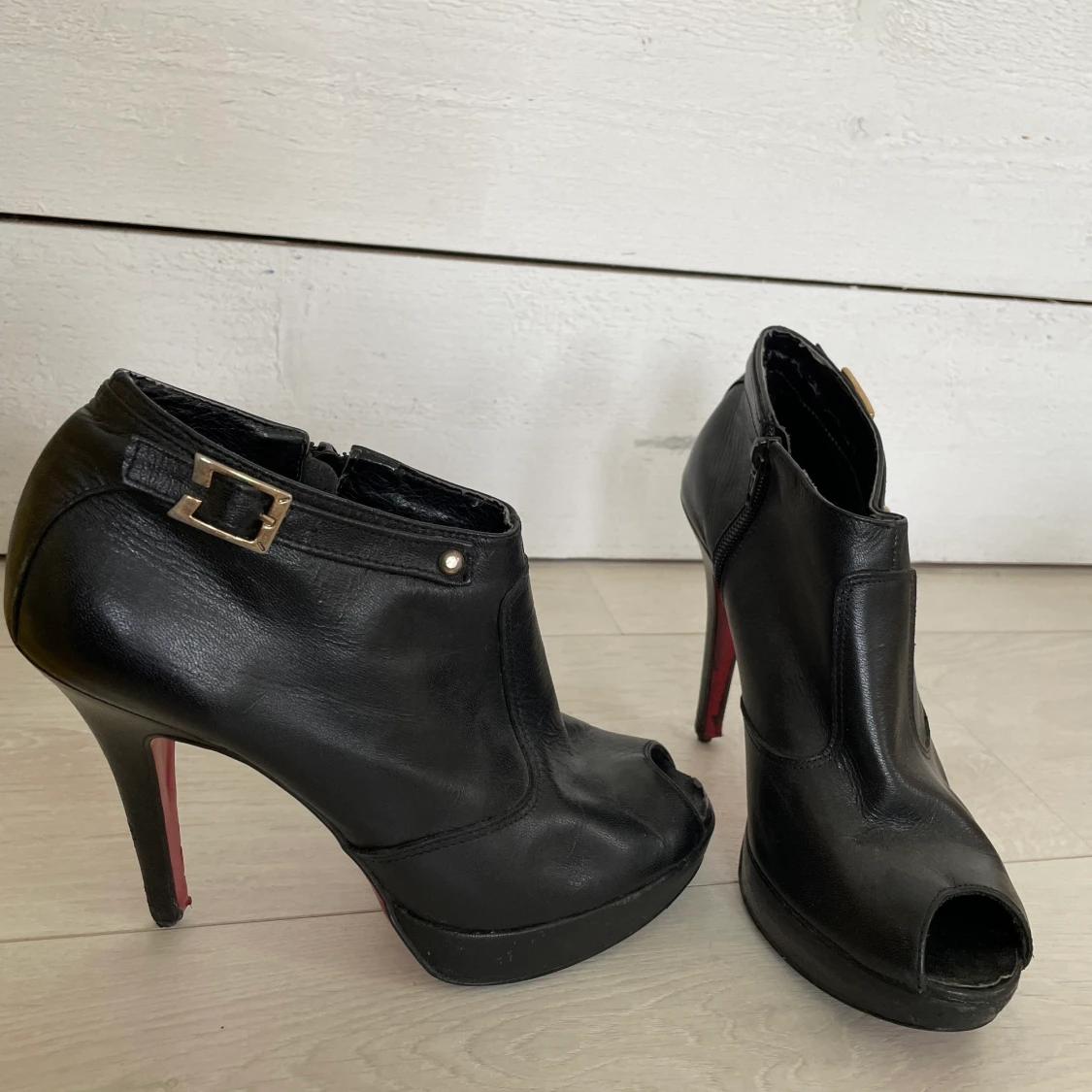 Svart stövletter storlek 38