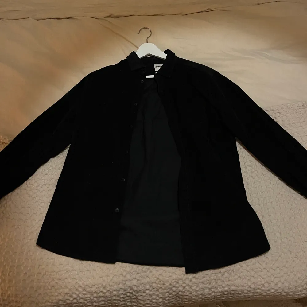 Overshirt/skjorta i Manchester. Nypris 499kr.. Paidat.