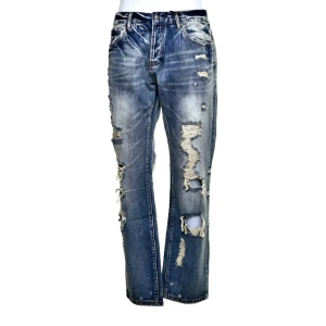 Baggyjeans  - Jättesnyggs jaens, dom passar väldigt oversize på mig som är 165 o dom funkar bra med ett bälte👍. De skulle nog passa från S och uppåt o sen från 165 till 175 