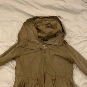 Vintage twilight jacka  - Hej, denna jackan är väldigt likt en jacka som är med i twiligt. Självaste jackan är ifrån zara. ❤️