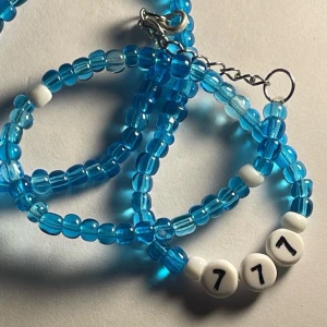 777 halsband (handgjord) 💙 - 40cm // frifrakt ☺️