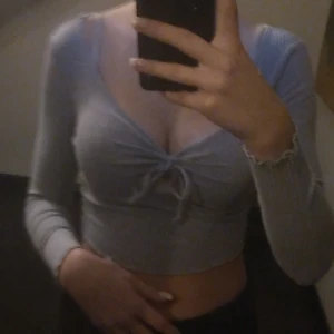 Grå topp - Fin grå topp i strl xs