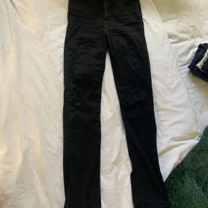 Levis jeans - Raka jeans från Levis. Skitsnygga men kommer inte till användning tyvärr