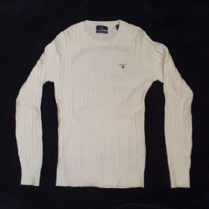 Gant tröja - Aldrig använd  Strl xs