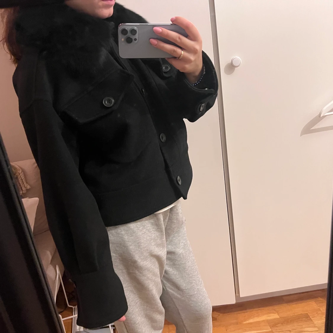 Meotine jacka svart - 91