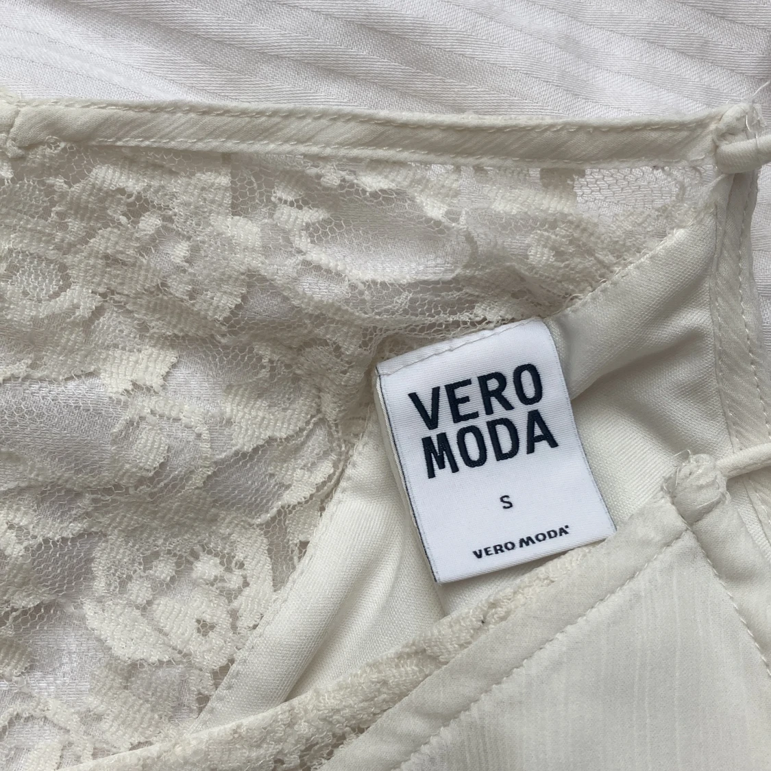 Vero Moda linne - 91