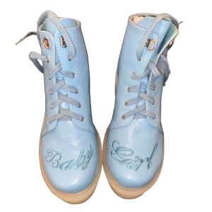 YRU Boots - Använda en gång då dom var väldigt för stora för mig. Storlek 42. Skriv för mer info! 