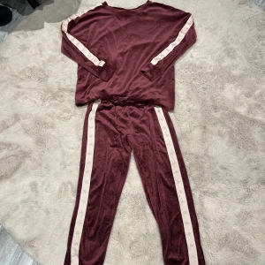 Pyjamas sätt - Pyjamas sätt från hunkemöller. Extremt sköna och mysiga 