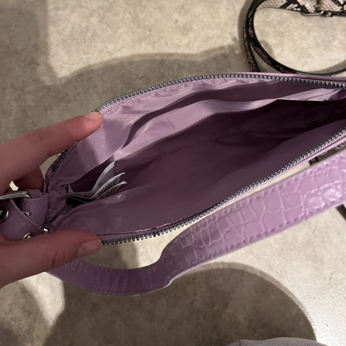 Rosa axelväska - 90