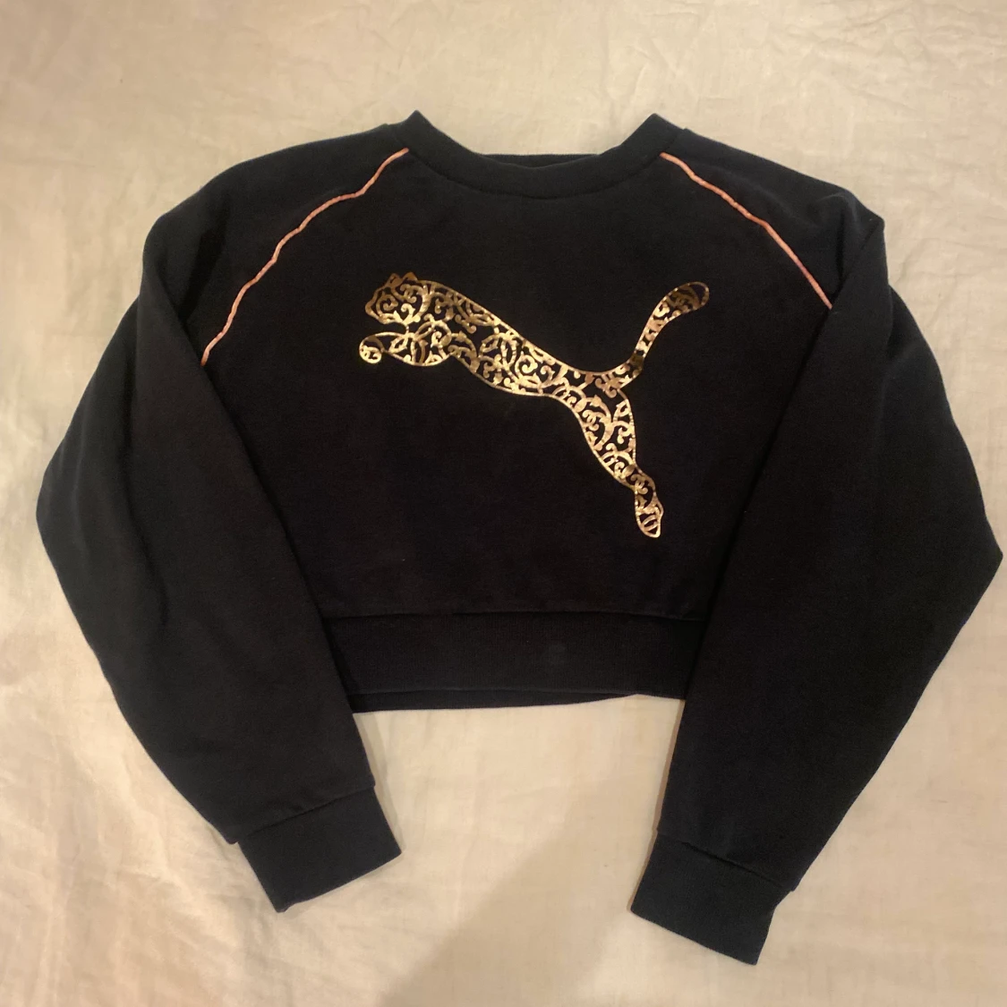 Puma hoodie träningströja croptop 