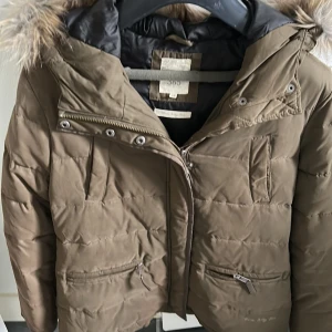 Jacka  - Från m&o mycket fint skick som ny 