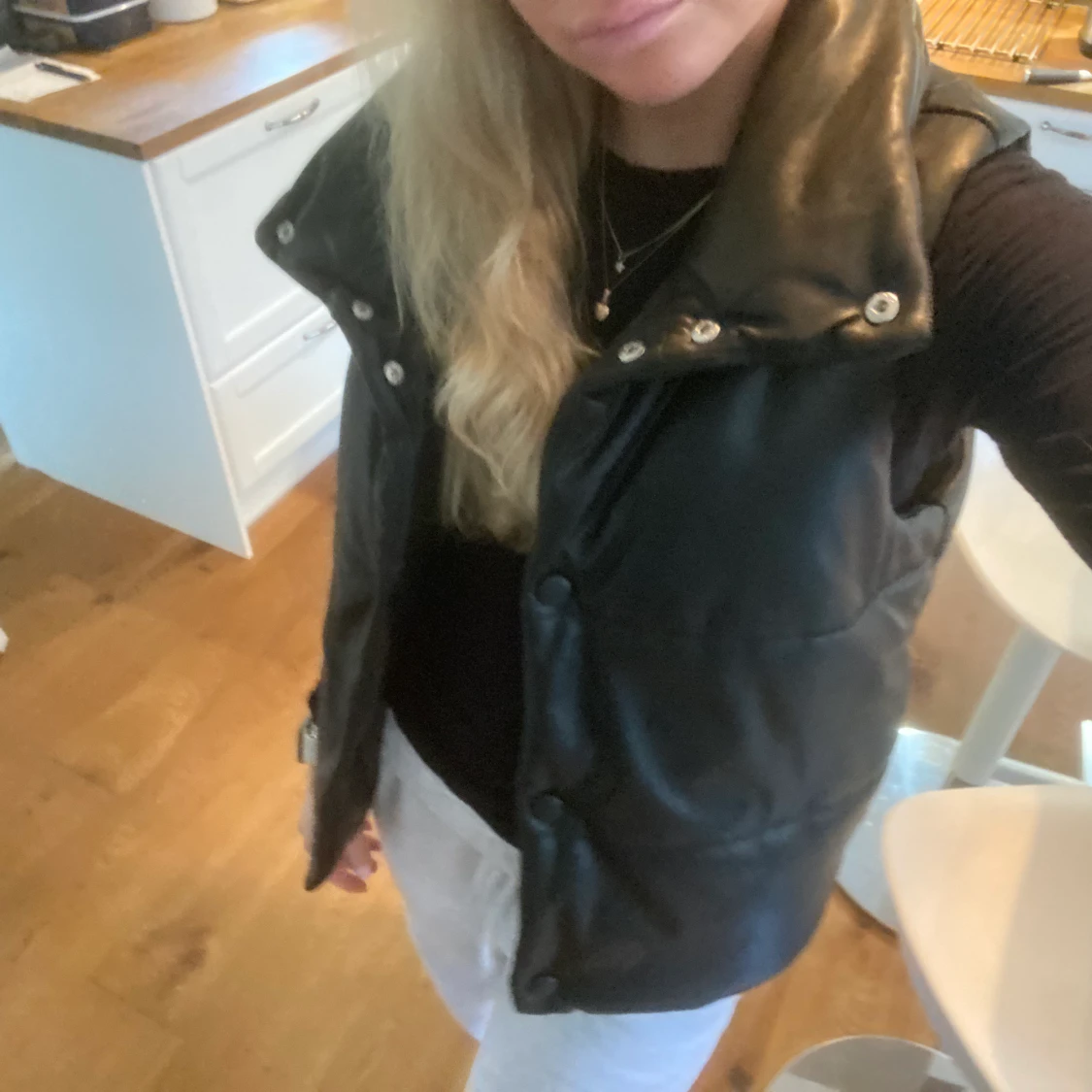 Svart väst från nakd!  - 91