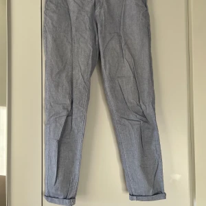 Chinos - Snygga chinos. Kan skickas