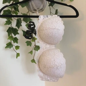 Lingerie - Köparen står för frakten! 🍂