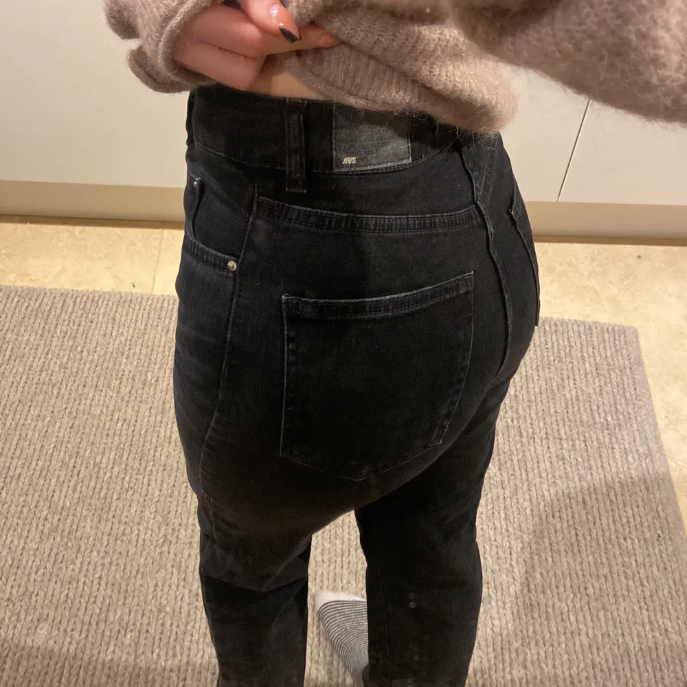 Snygga svarta zara ankle jeans 😍strlk 34 men passar 36 oxå!. Jeans & Byxor.
