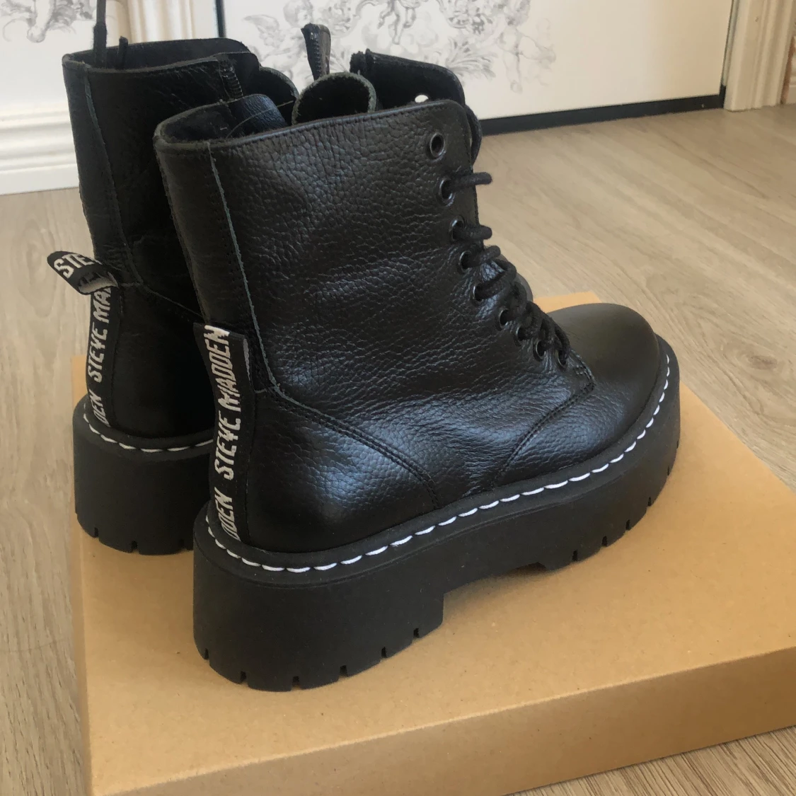 Steve Madden boots. - 90