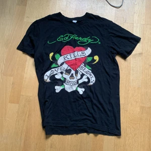 ed hardy t-shirt - fet y2k ed hardy t shirt i bra skick