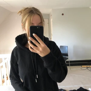 Hoodie - Hoodie från H&M Storlek S 100 kr + frakt