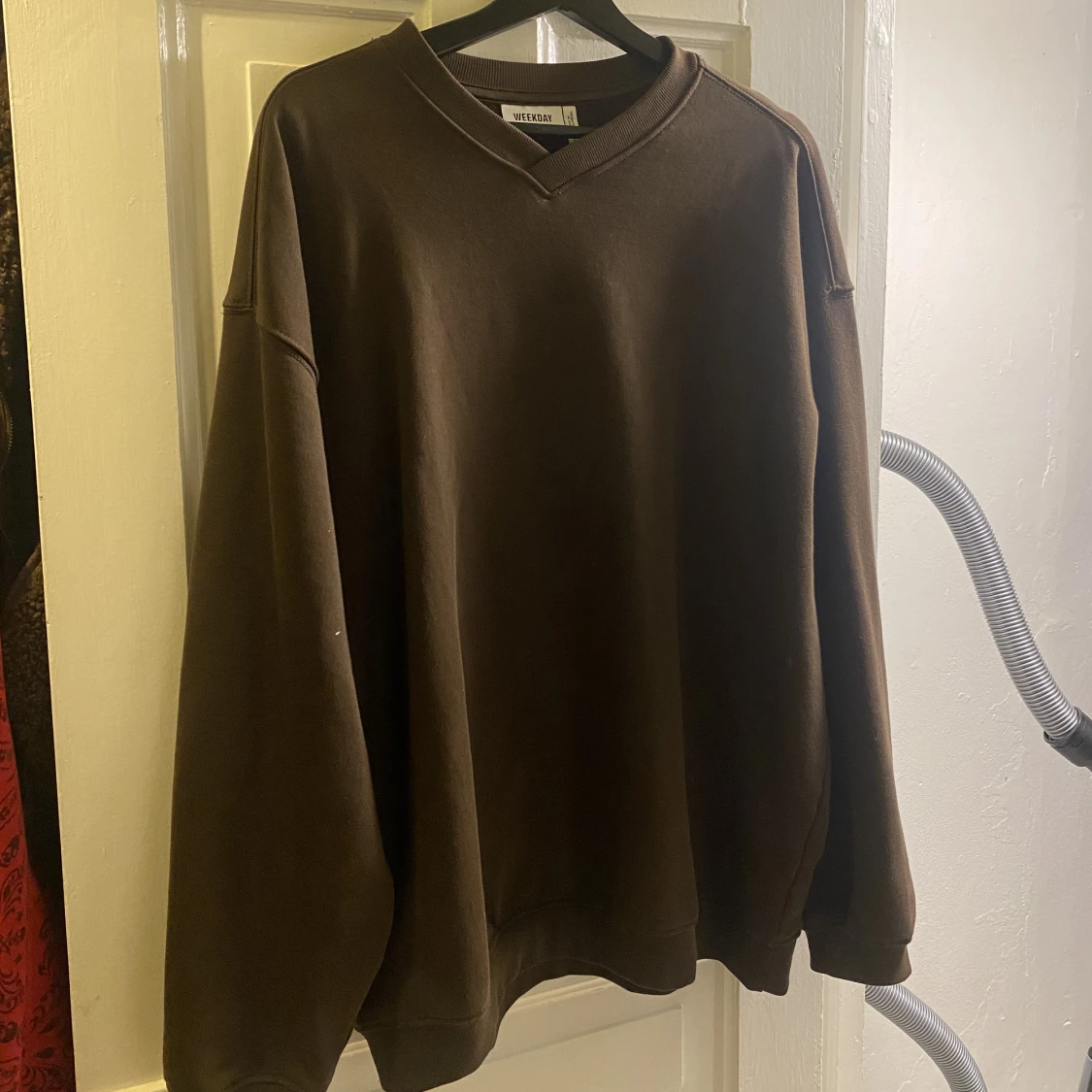 Weekday v neck college tröja