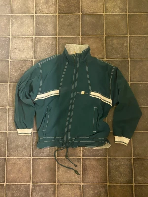 Vintage jacka - Sitter som en M. Inga defects!