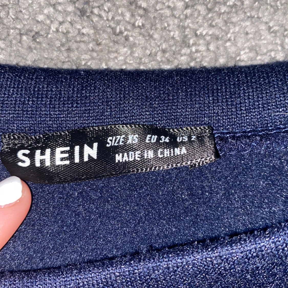 Sweatshirt från SHEIN i storlek xs/34 - 90