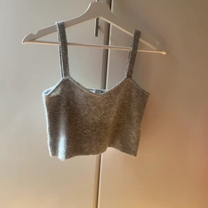 gå stickad topp - superfin stickad topp från zara. skirv till mig privat för fler bilder 