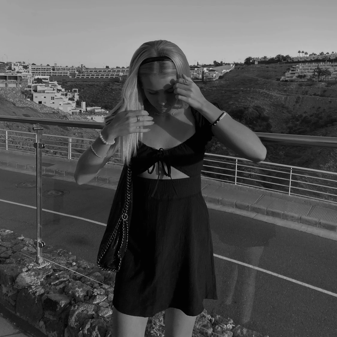 Svart klänning  - 91