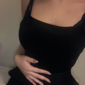 Svart Bodysuit - Gratis frakt/ Free shipping  Black bodysuit G string !, Inga hål eller fläck, M-Xs.